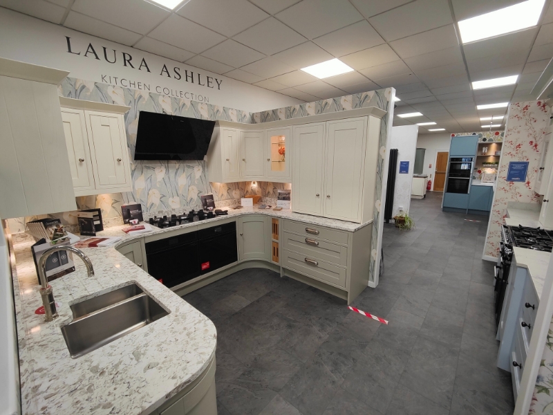 EVESHAM SHOWROOM LAURA ASHLEY KITCHEN